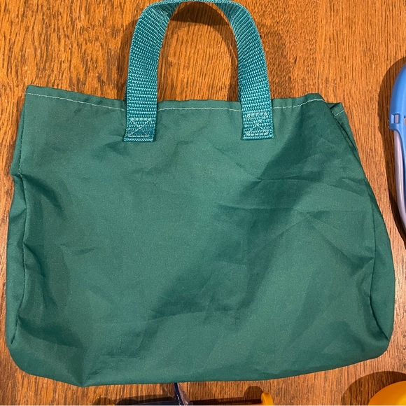 2005  Fisher Price Pretend Play Medical Doctor Bag with Tools - Picture 3 of 7